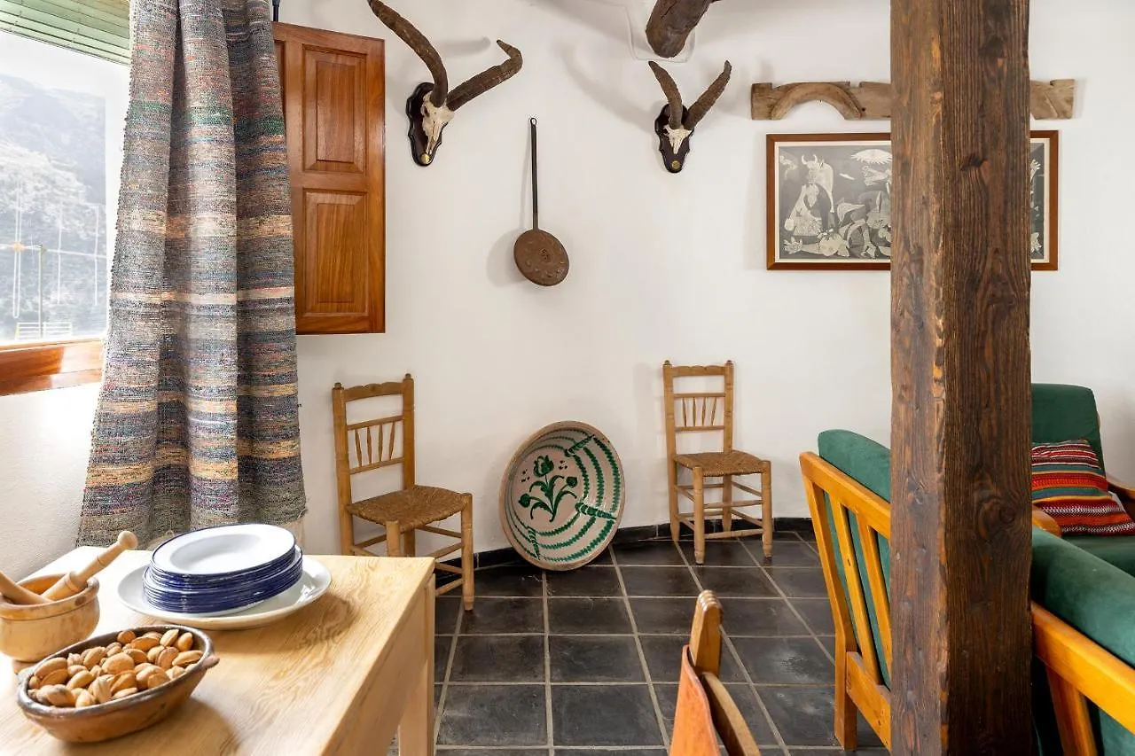 Holiday home Casa Rural El Fuerte De Atabuey Trevelez Spain